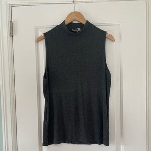 Gap charcoal sleeveless knit top XL